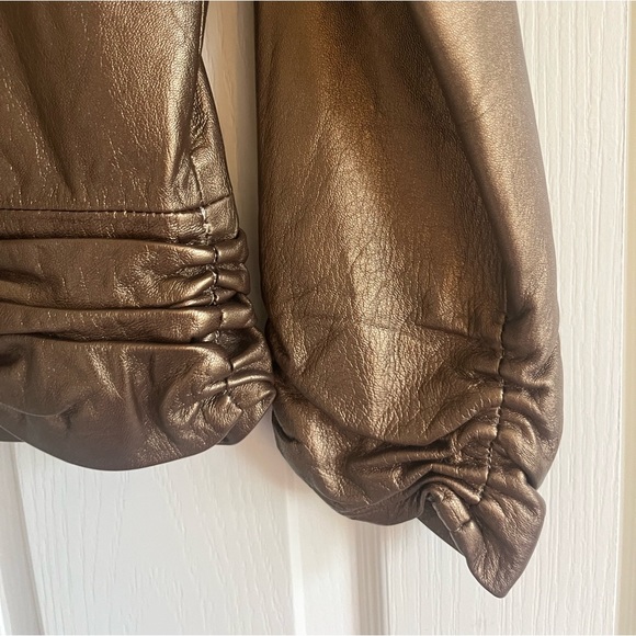 Bronze leather jacket size Small - Picture 4 of 13